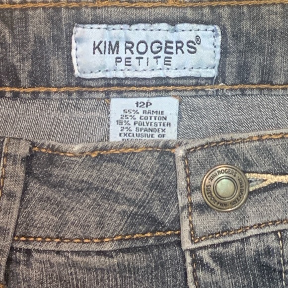 Kim Roger’s petite 12p - Picture 3 of 3